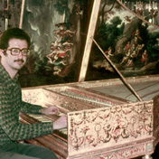 The author at the Ruckers-Taskin 1780, Paris Conservatoire 1975 The author at the Taskin Baroque harpsichord in Paris Conservatoire